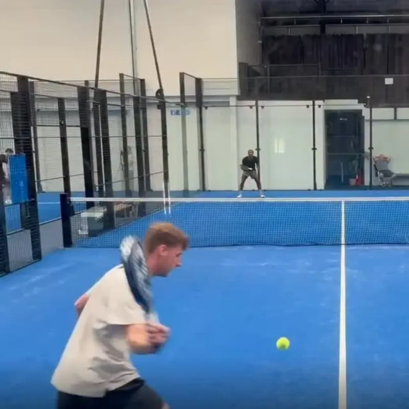 G2 turnuvasında hangi raket öne çıktı?

EverythingPadel ile Pallap iş birliği yaptı ve EP